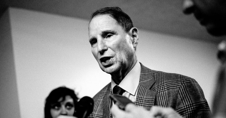 Američtí zákonodárci říkají ministerstvu spravedlnosti, aby přestalo slepě financovat „prediktivní“ policejní nástroje