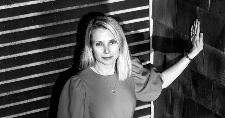 Marissa Mayer: Nejsem feministka. Nejsem Neurodivergentní. Jsem softwarová dívka