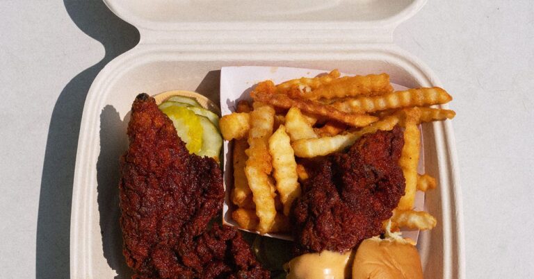 Sora ztratila korunu App Store ve prospěch Drake a Free Chicken