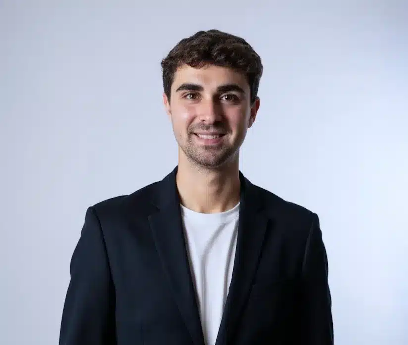 Beyond AI: Understanding the Exponencial Age vést největší transformaci v historii 1